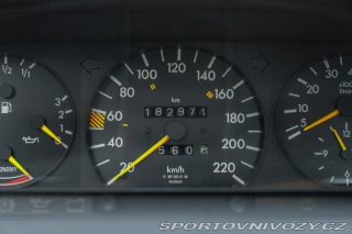 Mercedes-Benz E 190 E 1989