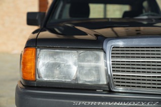 Mercedes-Benz E 190 E 1989