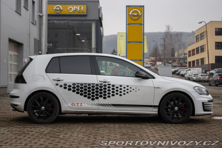 Volkswagen Golf 2.0 TSI BMT GTI Performa 2017