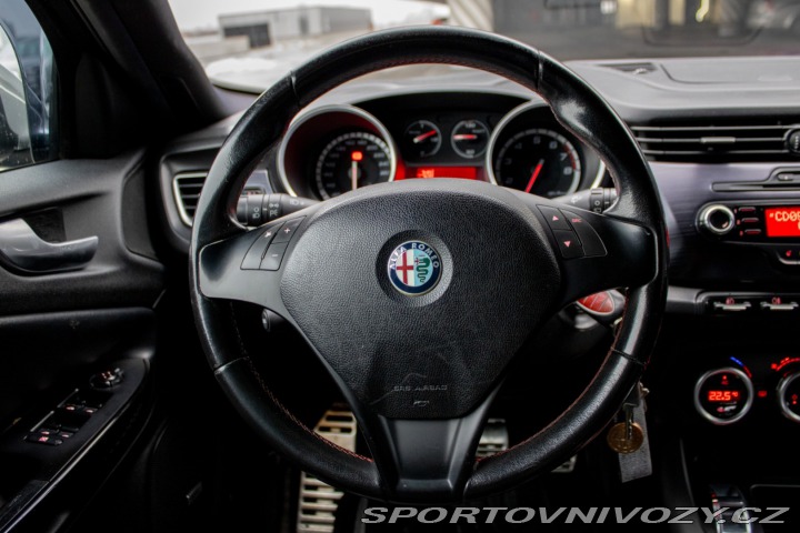 Alfa Romeo Giulietta 1.8T 235k Quadrifoglio V 2011