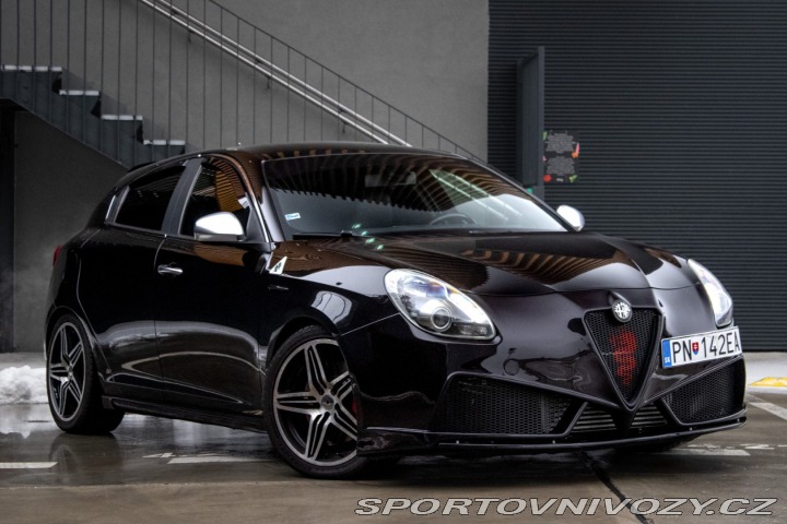 Alfa Romeo Giulietta 1.8T 235k Quadrifoglio V 2011