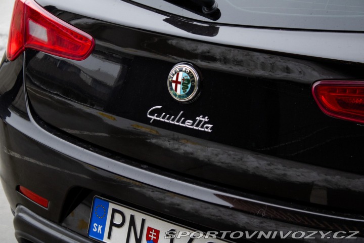 Alfa Romeo Giulietta 1.8T 235k Quadrifoglio V 2011