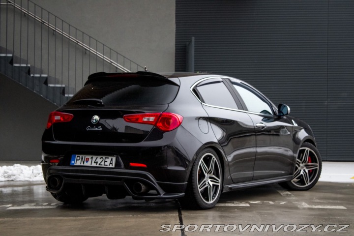 Alfa Romeo Giulietta 1.8T 235k Quadrifoglio V 2011
