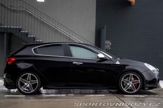 Alfa Romeo Giulietta 1.8T 235k Quadrifoglio V 2011