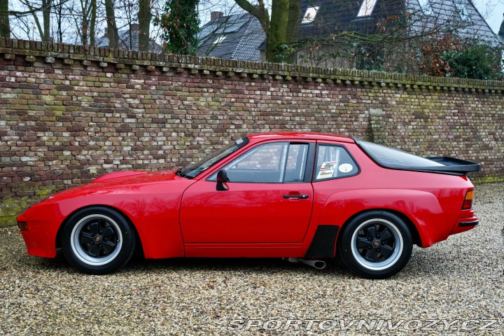 Porsche 924 Carrera GTS Club Sport 1981