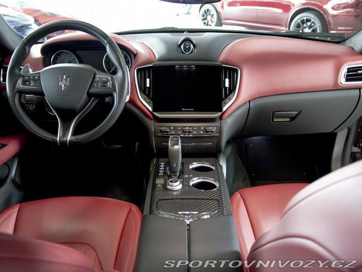 Maserati Ghibli S Q4 Modena 2022