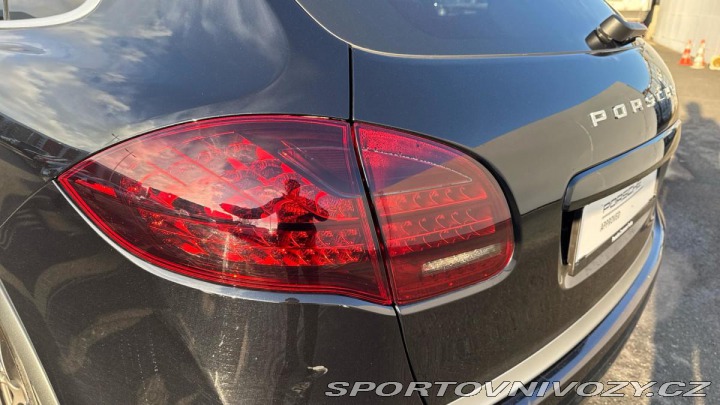 Porsche Cayenne S 2012