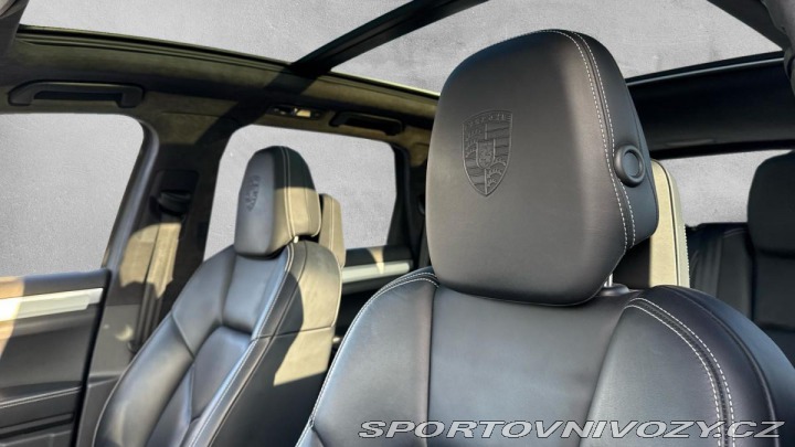 Porsche Cayenne S 2012