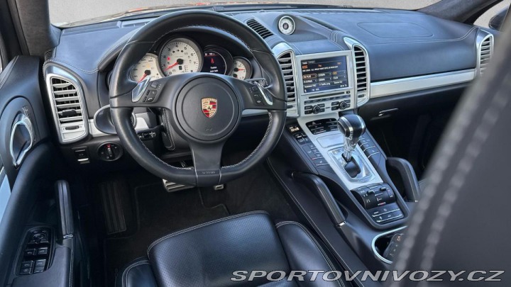 Porsche Cayenne S 2012