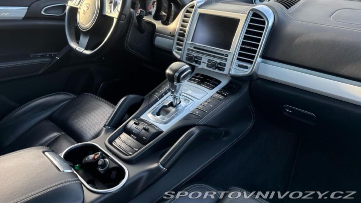 Porsche Cayenne S 2012