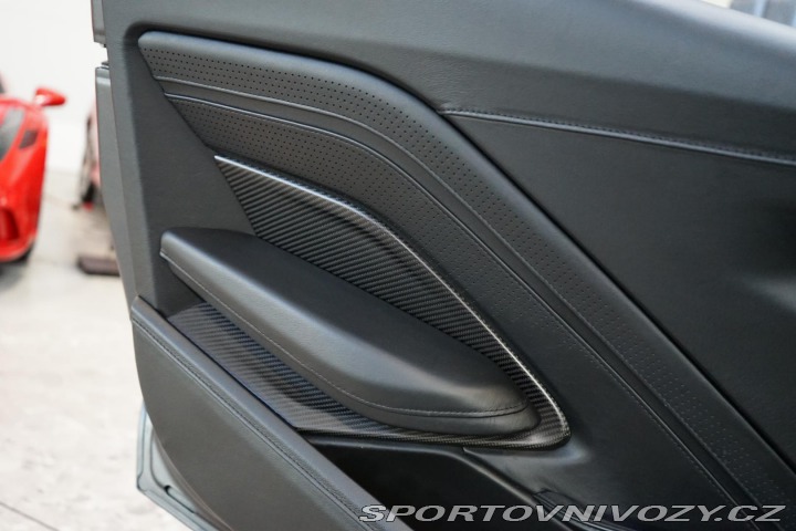 Aston Martin Vantage V8 375kW Q-Satin Carbon 3 2021