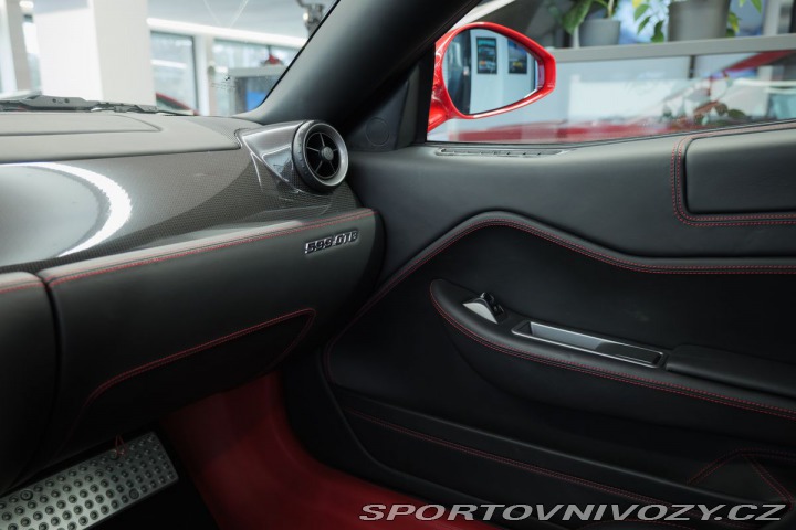 Ferrari 599 GTB/F1/Carbon/RECARO/LEDS 1800