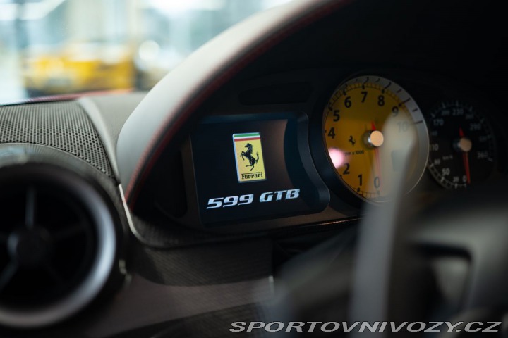 Ferrari 599 GTB/F1/Carbon/RECARO/LEDS 1800