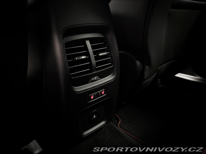 Ford Ostatní modely Kuga 2.5 Duratec HEV ST- Line 2025