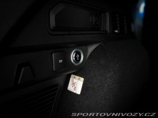 Ford Ostatní modely Kuga 2.5 Duratec HEV  ST- Line 2025