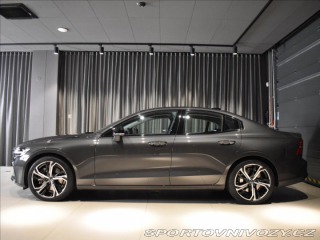 Volvo S60 2,0 B5 AWD ULT PANO,Bezkl 2023