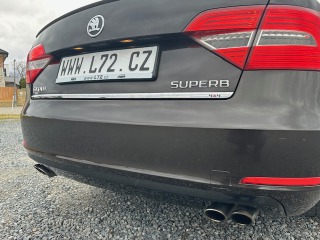 Škoda Superb 3,6 FSI V6 4x4 DSG 2014