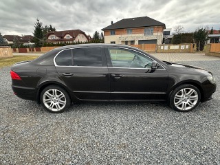 Škoda Superb 3,6 FSI V6 4x4 DSG 2014