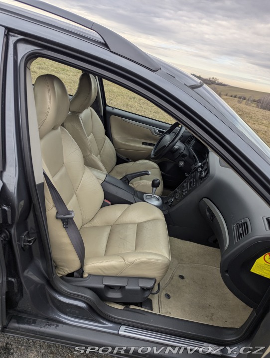 Volvo V70 V70R manuál 2004