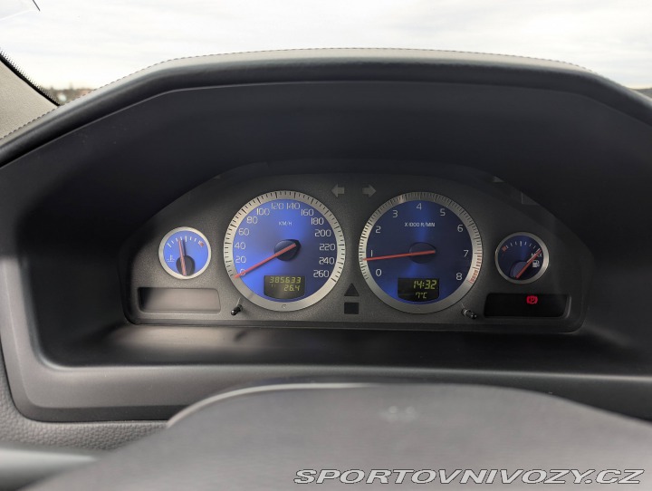 Volvo V70 V70R manuál 2004