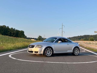 Audi TT 8N 3,2