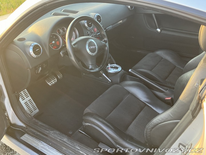 Audi TT 8N 3,2 2004