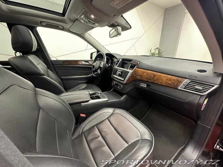 Mercedes-Benz Ostatní modely Třídy M ML350 AMG*360*H/K*PANO*TA 2013