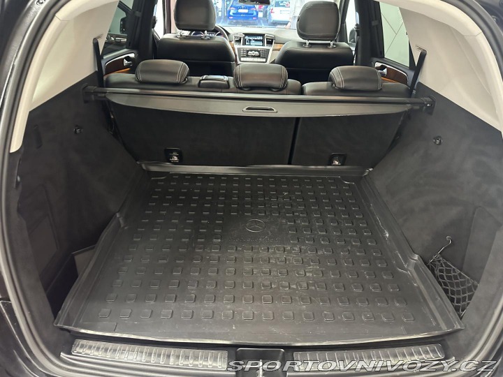 Mercedes-Benz Ostatní modely Třídy M ML350 AMG*360*H/K*PANO*TA 2013