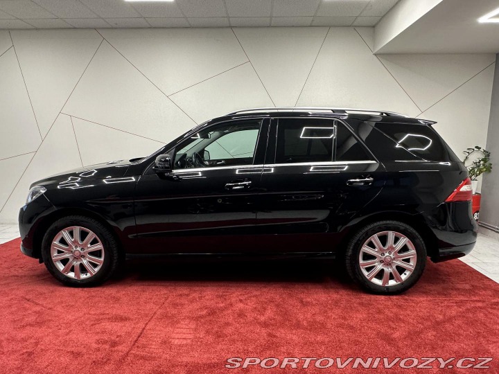 Mercedes-Benz Ostatní modely Třídy M ML350 AMG*360*H/K*PANO*TA 2013