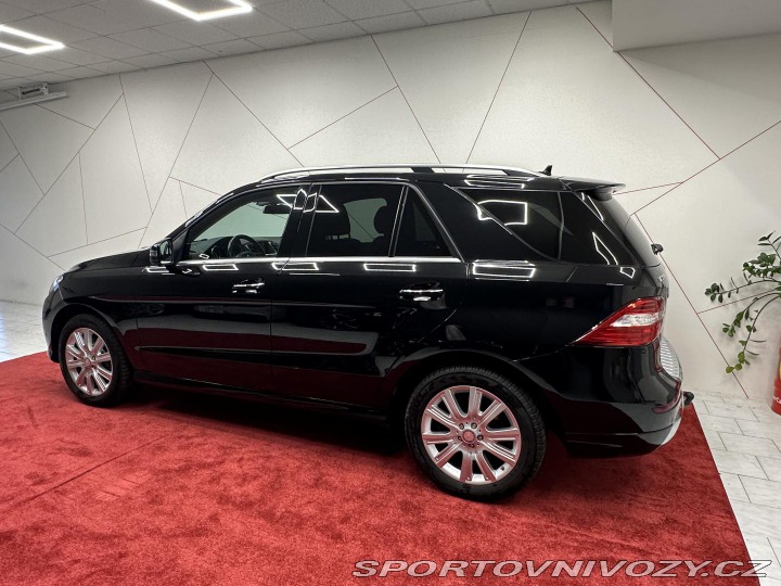 Mercedes-Benz Ostatní modely Třídy M ML350 AMG*360*H/K*PANO*TA 2013