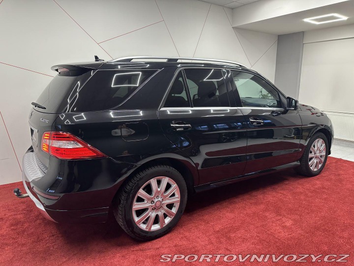 Mercedes-Benz Ostatní modely Třídy M ML350 AMG*360*H/K*PANO*TA 2013