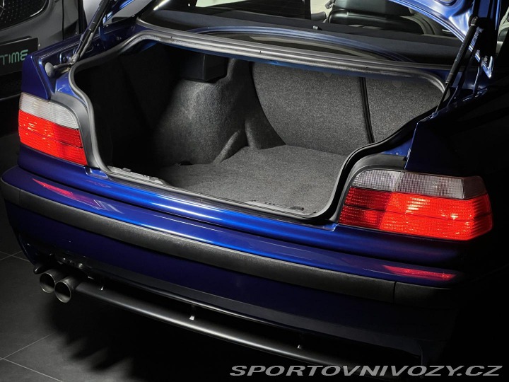 BMW M3 3.0*DE-Model*AvusBlau*Man 1993