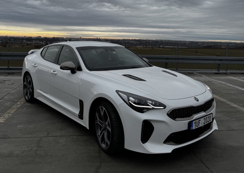 Kia Stinger GT 3.3L V6 T-GDI AWD Záru