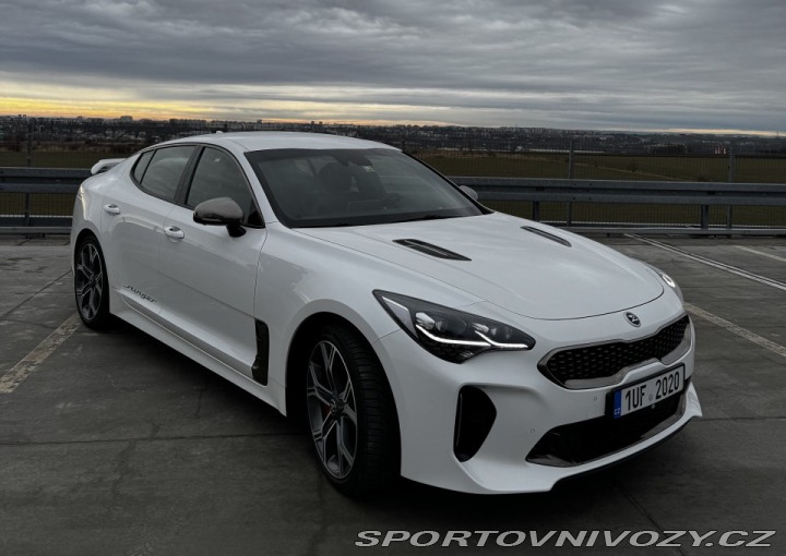 Kia Stinger GT 3.3L V6 T-GDI AWD Záru 2019