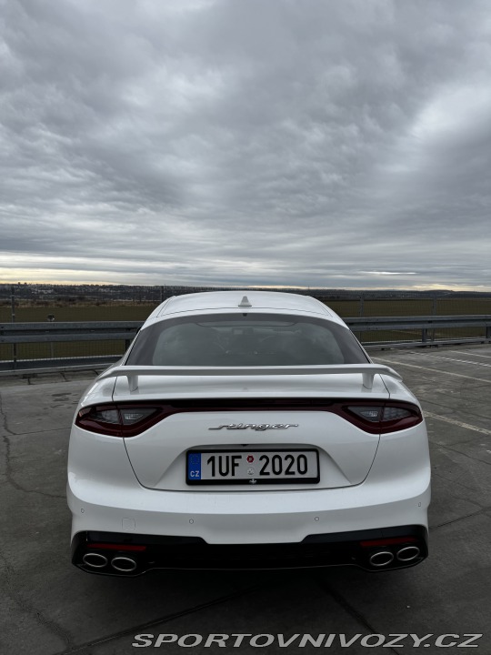 Kia Stinger GT 3.3L V6 T-GDI AWD Záru 2019