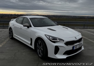 Kia Stinger GT 3.3L V6 T-GDI AWD Záru 2019