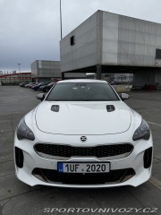 Kia Stinger GT 3.3L V6 T-GDI AWD Záru 2019