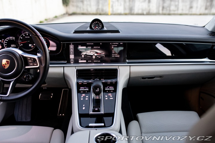 Porsche Panamera turbo 2017