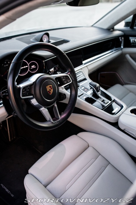 Porsche Panamera turbo 2017