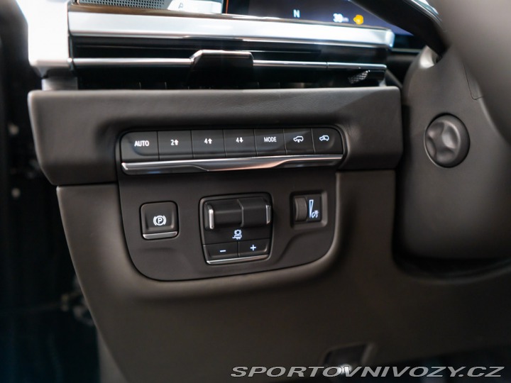 Ostatní značky Ostatní modely Cadillac Escalade 6.2 ESV Sport Platinum 20 2025
