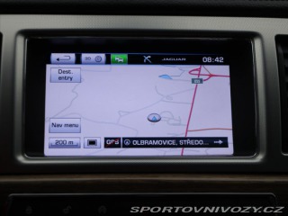 Jaguar XF 3,0 D V6 177 kW Navi DPH 2015