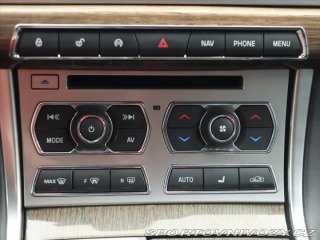 Jaguar XF 3,0 D V6 177 kW Navi DPH 2015