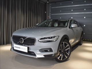 Volvo V90 2,0 B6 AWD ULT tažné,Pano