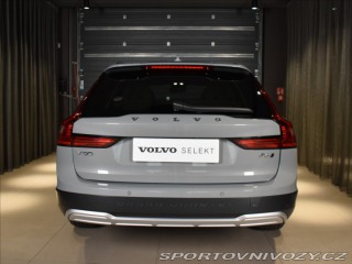 Volvo V90 2,0 B6 AWD ULT tažné,Pano 2023