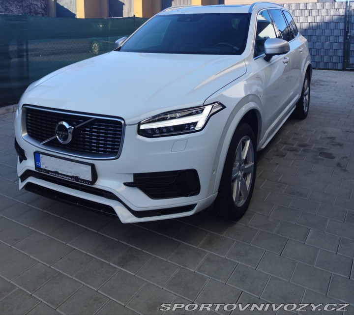 Volvo Ostatní modely XC90 2,0 T8 TWIN ENGINE 2016