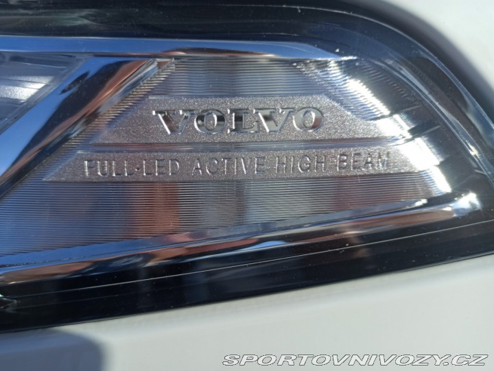 Volvo Ostatní modely XC90 2,0 T8 TWIN ENGINE 2016