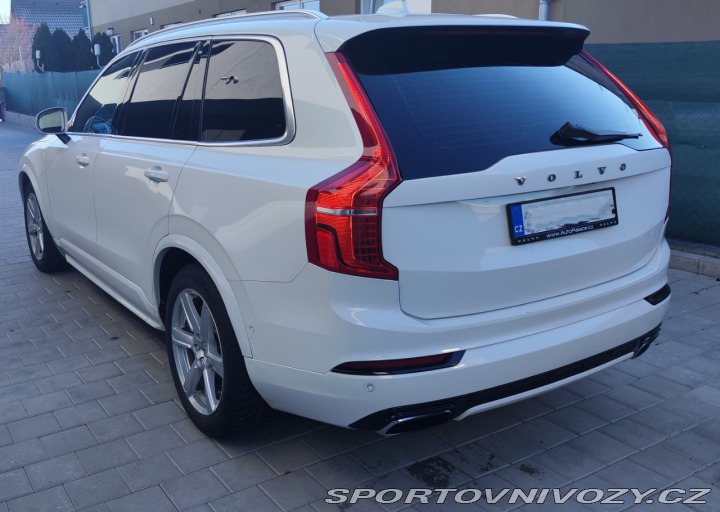 Volvo Ostatní modely XC90 2,0 T8 TWIN ENGINE 2016