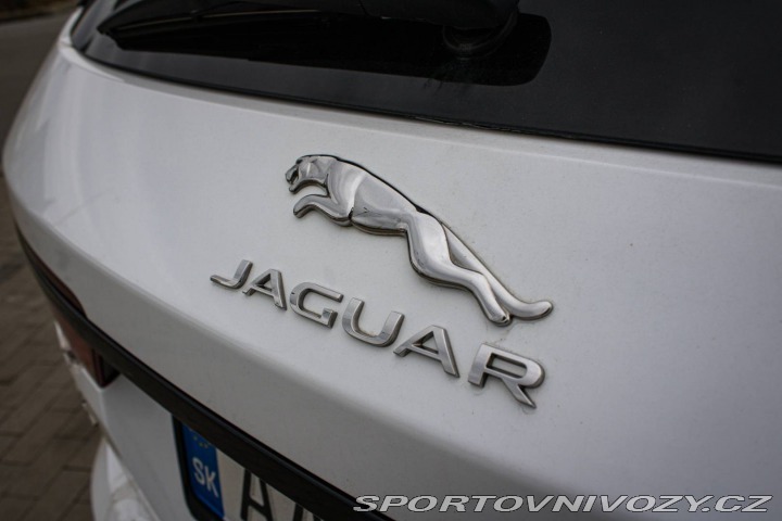 Jaguar XF 2.0 I4 300k R-Sport Auto 2019