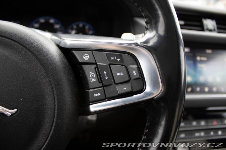 Jaguar XF 2.0 I4 300k R-Sport Auto 2019