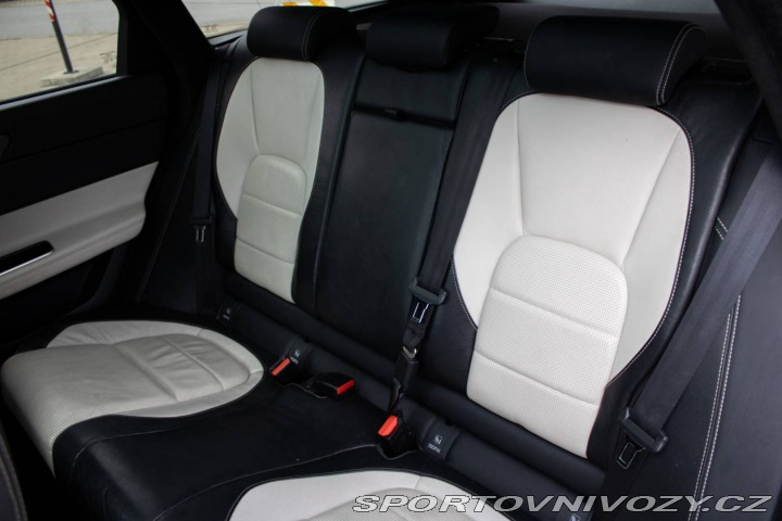 Jaguar XF 2.0 I4 300k R-Sport Auto 2019